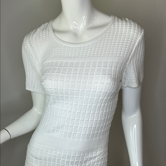 ST.JOHN  White Ribbed Ruffled Midi Dress - Picture 2 of 16